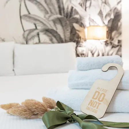 La Residenza Sul Largo Guest house 3*