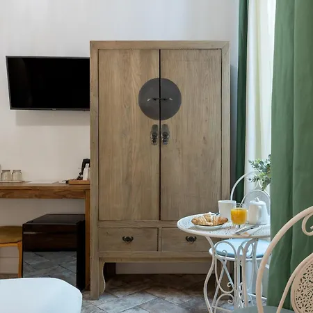 La Residenza Sul Largo 4*