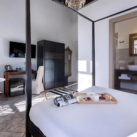 La Residenza Sul Largo Penzion 4*